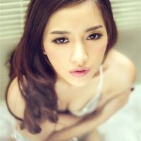 oggi nuova ragazza orientale bella sexy pompino naturale + 69 + baci +sexy giovane
