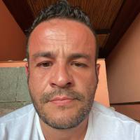 Mi piace essere dominato e fottuto a 90, scrivetemi