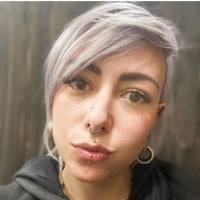 Sono molto vogliosa, faccio ingoio con risucchio