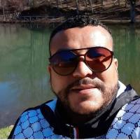 Sono un gay salernitano molto voglioso e passivo, scrivetemi anche su telegram sosagang999