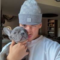 Ciao sono un ragazzo gay romano voglio essere sverginato, scrivetemi su  tg erromano23 o insta niccoloroccaa 