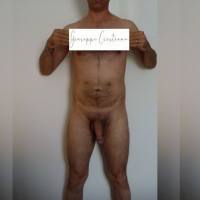 X RAGAZZE,DONNEeCOPPIE=48enne ILLIBATO completamente PURO,VERGINE,NON MERCENARIO,MOLTO DOTATO=21cm,ITALIANO,siCONCEDE a PRIMISSIMA che VOGLIA SVEZZARE