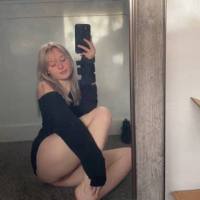 Vieni a scoparmi a casa mia, sono solo 😘💋